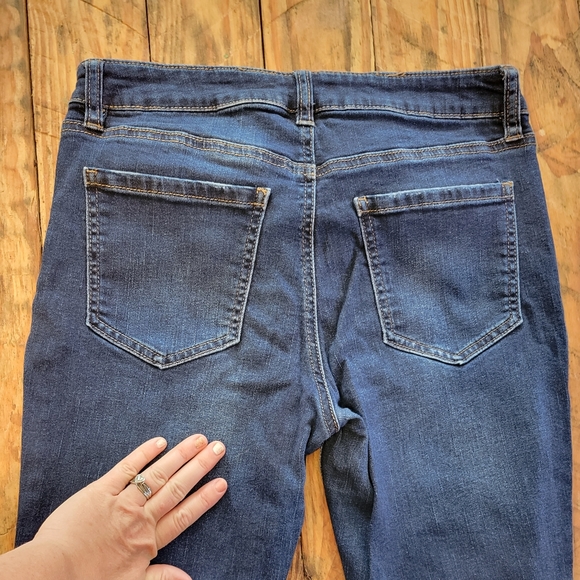 Tinsel Rolled Leg Ripped Jeans size 28 - Picture 5 of 8